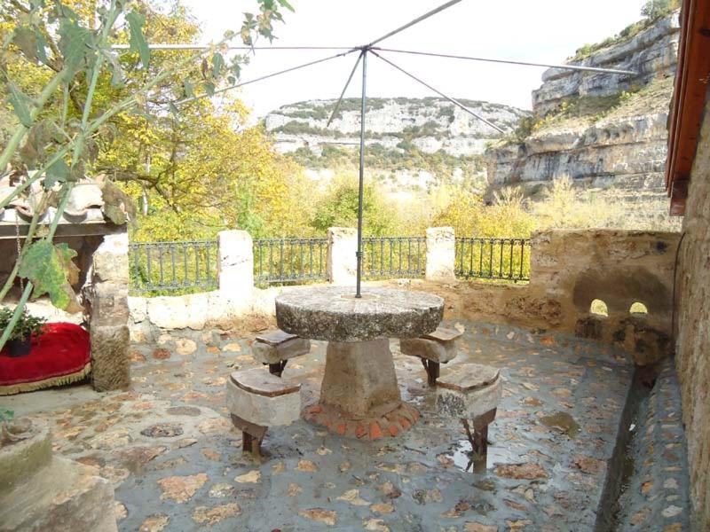El Salto del Agua Auténtico El Molino de la Cascada Orbaneja Orbaneja del Castillo Exterior foto