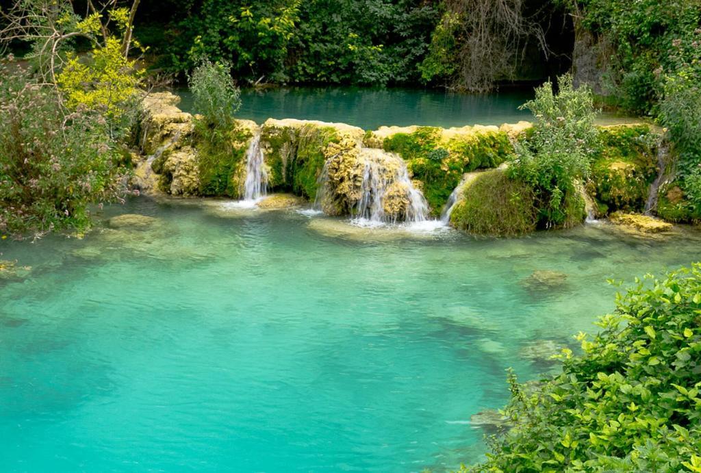El Salto del Agua Auténtico El Molino de la Cascada Orbaneja Orbaneja del Castillo Exterior foto